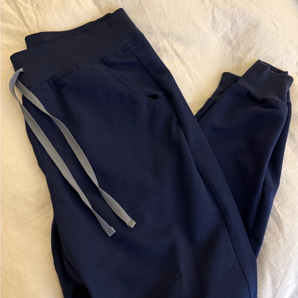 Figs High Waisted Zamora Navy Jogger Scrub Pants - M - Petite